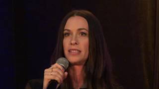 Alanis Morissette talks about CWG