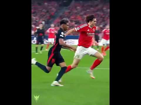 YAMAL vs Carreras #barcelona #football #realmadrid