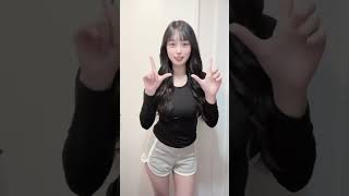 【TikTok】エロい腰振り?