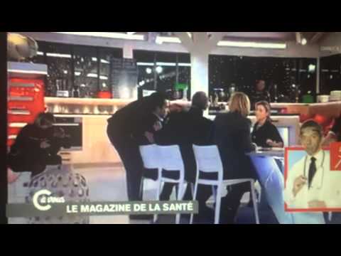 Malaise de Patrick Cohen dans l'émission "C à vous"