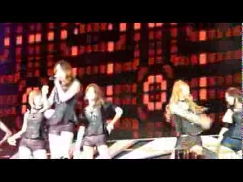 [FANCAM] 120922 SM Town in Jakarta_ Run Devil Run - Girls' Generation / SNSD