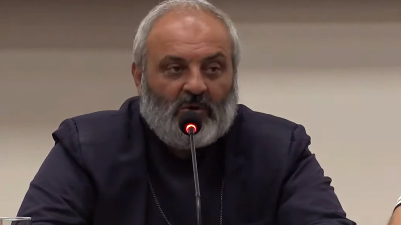 Սա պաշտոնի հարց չէ, այս պայքարից ոչ ոք չի կարող նյութական ակնկալիք ունենալ, սա է առանցքը. Սրբազան