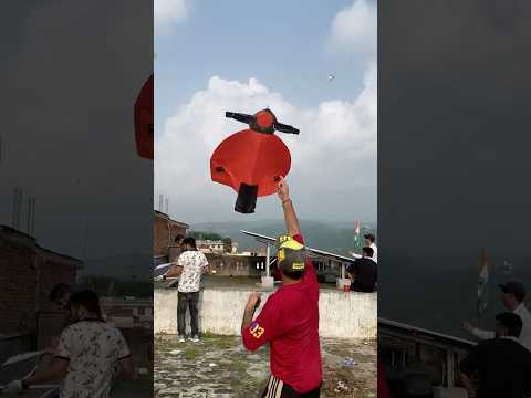 Big Kite Flying ❤️ Kite flying #shorts #kite #patang #mvvlogrider