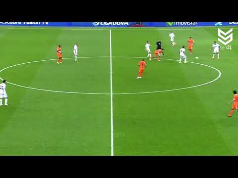 Is Xabi Alonso the Most Classy Midfielder Ever