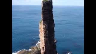 Ecosse, orcades, ile d'Hoy : pilier cheminde vie et filiation humaine