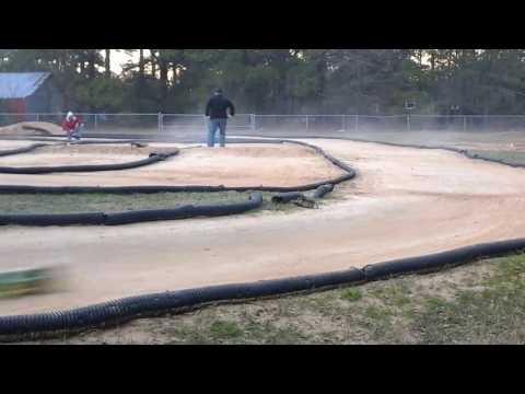 1/8 Nitro Buggy Main 1/28/2017