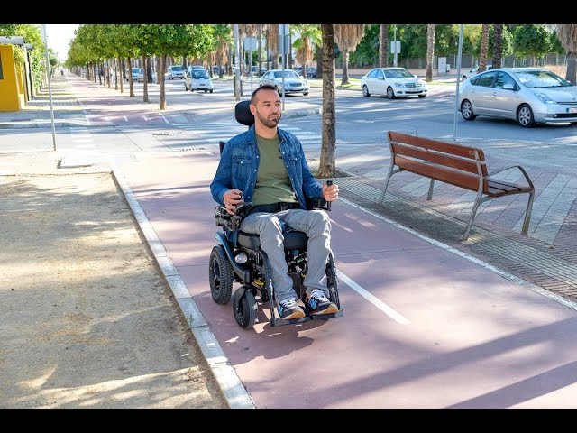 كرسي متحرك كهربائي آلي Blazer Sling KARMA