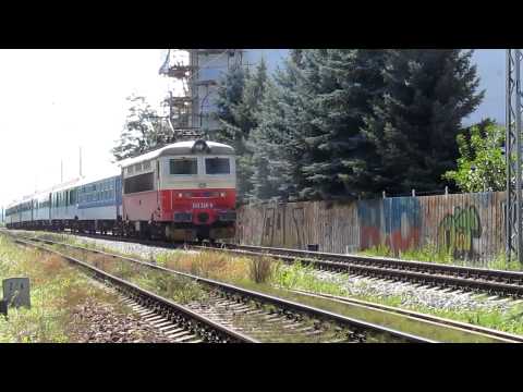 Elektrická lokomotiva 242.226-9. České Budějovice - Severní zastávka