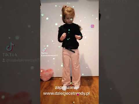 bluza polskiej firmy klawo i kuloty z paskiem. Zapraszamy do sklepu  https://www.dzieciecetrendy.pl/