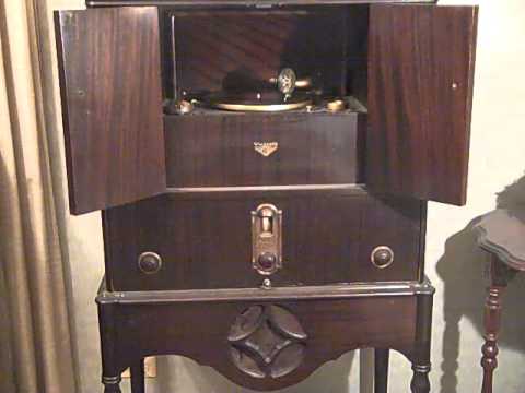 VINCENT LOPEZ - SOMEONE LOVES YOU AFTER ALL - ROARING 20'S VICTROLA RADIOLA