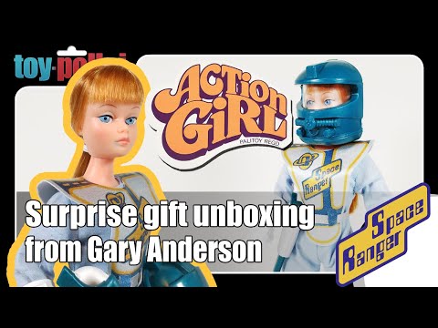 Surprise Gift unboxing from  Gary Anderson - Palitoy Action Girl Space Ranger - Toy Polloi