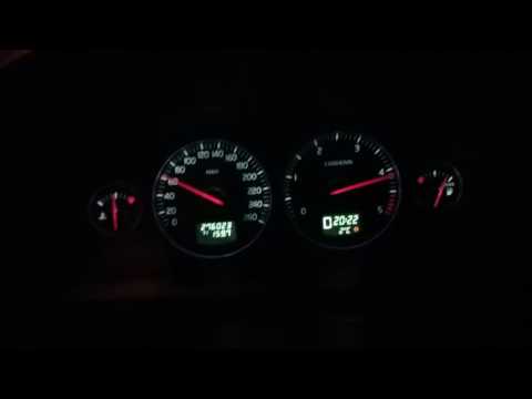Volvo XC70 D5 0-100 km/h 8.3sec