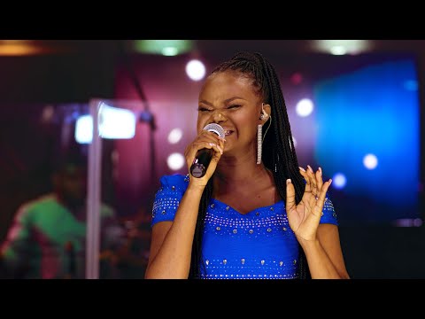 Naomi Mac / Worship Medley