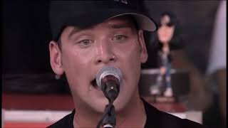 Alkaline Trio - Warped Tour 2002 (60FPS)