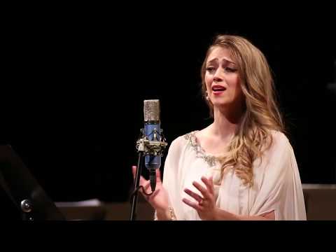 دلال أبو آمنة - لما بدى يتثنى | Dalal Abu Amneh - Lama Bada Yatathana