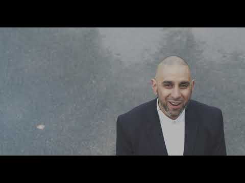 Houman Sebghati - Den vackra flykten (feat Dom Fantastiska Få)