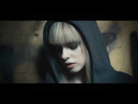 Sarı Saçlarından Sen Suçlusun مصطفي جيلجي