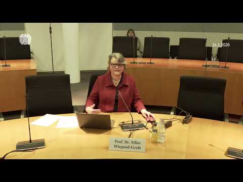 Video Thumbnail: Fachgespräch zum Thema „Wenn Kinder Eltern unterstützen“