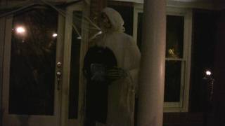 preview picture of video 'Chestnut Hill Haunted House 08 Vid 1'