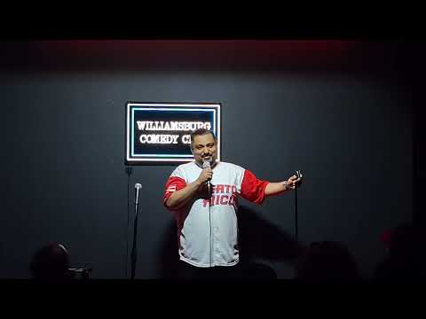 Louie Bee Standup at Williamsburg Comedy Club 4/28/2023