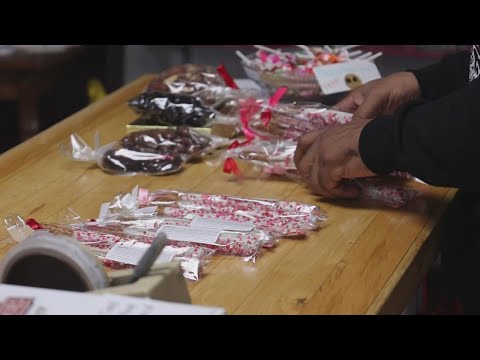 Muth's makes Valentine's candy a family affair