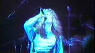 Headpins - Darby Mills Don&#39;t it make you Feel (live Vintage)