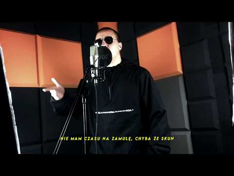 FUKSU MOAB #Hot16Challenge2