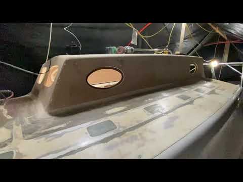 Refit 2 #2: Contessa 26 - new pilot house takes shape