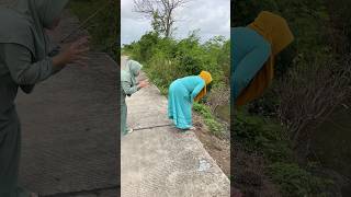 Download lagu Nyebur basah kuyup 🤣 mp3