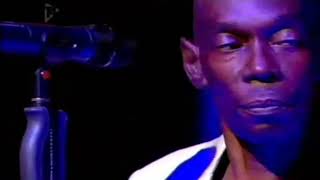 Faithless - Tweak Your Nipple (Live at T4)