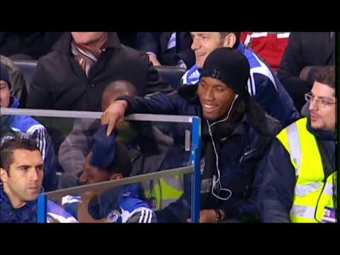 Engleski Humor: Maskote, Drogba i Kad se Igrači Smeju Sopstvenom Menadžeru | SPORT KLUB Fudbal