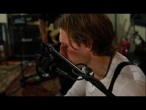 Kevin Daniel - Won't Back Down (Live at Earthwork Recording Studio)