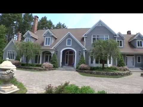 153 Carriage Way Carlisle, MA Poolside