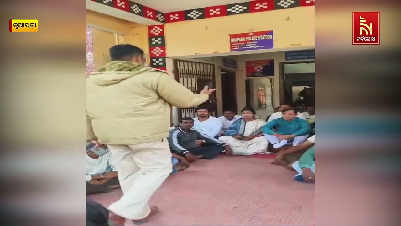 Nuapada BJD MLA Candidate Snehangini Chhuria & BJD Leaders Stages Dharna In Front of Police Station