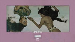 Ariana Grande - Fake Smile (feat. Nicki Minaj) (Remix) [Mashup]