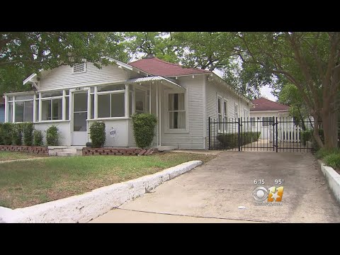 Dallas Landmark In Desperate Need Of Repair