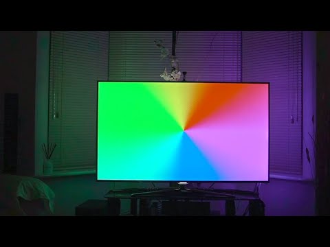 Showing led tv