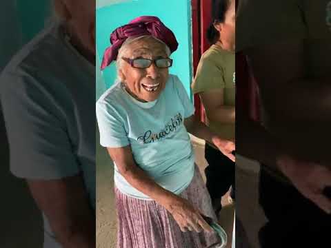 Sorpresa a la señora María de los Ángeles en el Día de las madres ASUNCIÓN OCOTLÁN OAXACA