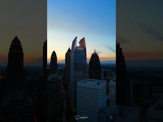 Vídeo relacionado con Atlanta Georgia Yellow and Multicolor Skyline Shot Glass ctm