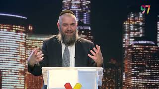 הרב אבנר קוואס - משמר הגבולות - פרק 8 (הרב אבנר קוואס) - התמונה מוצגת ישירות מתוך אתר האינטרנט יוטיוב. זכויות היוצרים בתמונה שייכות ליוצרה. קישור קרדיט למקור התוכן נמצא בתוך דף הסרטון