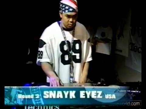 2001 - R.Aash V Snayk Eyez - DMC Battle For World Supremacy - Round 2