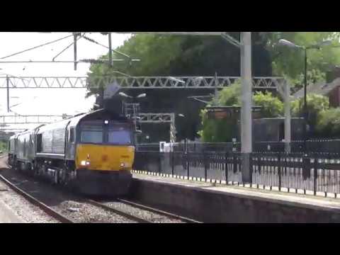 DRS Convoy - 66429, 68010 (Oxford Flyer Chiltern Livery) & 66303 Passing through Tring 08/07/2017