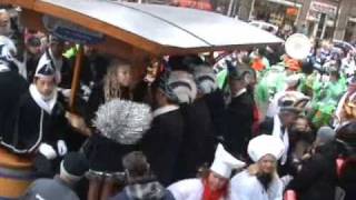 Carnaval in Wageningen.wmv