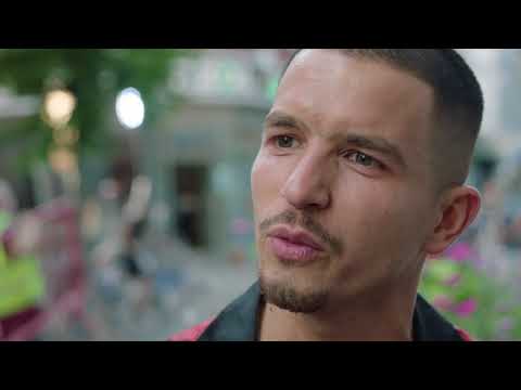 Matteo Simoni neemt zijn petje af voor Adil en Bilall