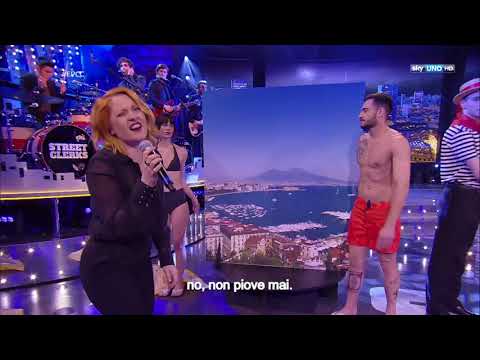 Video – Noemi e Alessandro Cattelan cantano "I luoghi comuni" a EPCC, E poi c’è Cattelan su Sky Uno