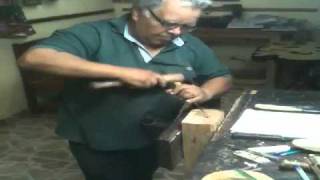 preview picture of video 'Jose de la Cruz Gonzales, Woodworker Extraordinario de Panama'
