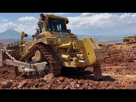 Caterpillar D8N Bulldozer Ripping And Pushing