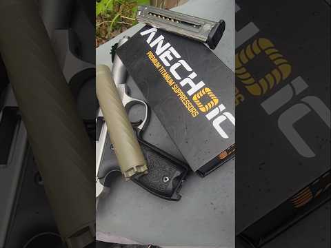 Anechoic Anechox-22 Suppressor on a Smith \u0026 Wesson Victory .22lr with CCI QUIET SEMI-AUTO Ammunition