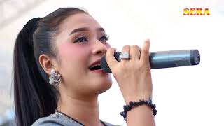 Download lagu IVHA BERLIAN. DEN ASSALAM. SERA LIVE WIDAS mp3