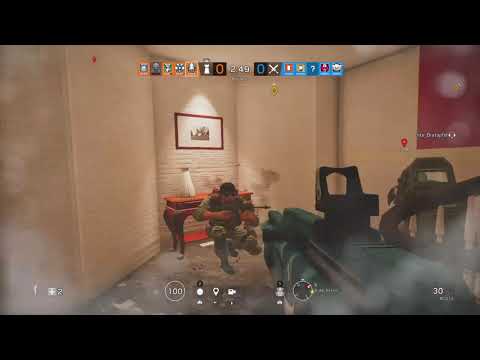 E tu che ci fai qua?